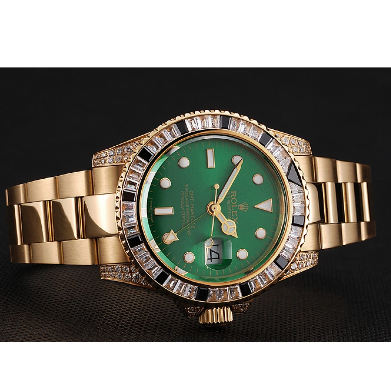 Aaa replica watch Rolex Stone 1453748 GMT II Case Swiss Set Gold Bezel Bracelet Green Dial And Master 0521